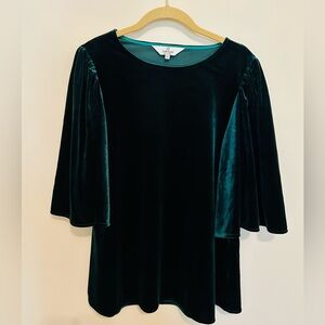 LaRoque Women’s Size S Green Velvet Shirt Christmas